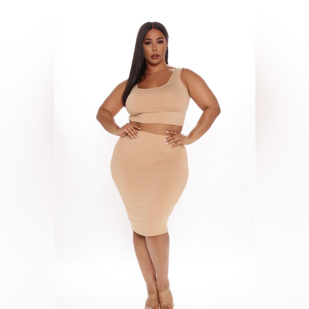Fashion nova skirt set